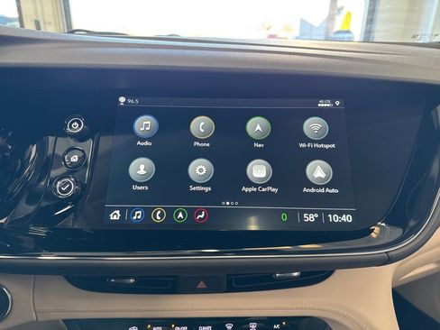 Used 2022 Buick Envision Avenir w/ Technology Package II image 26