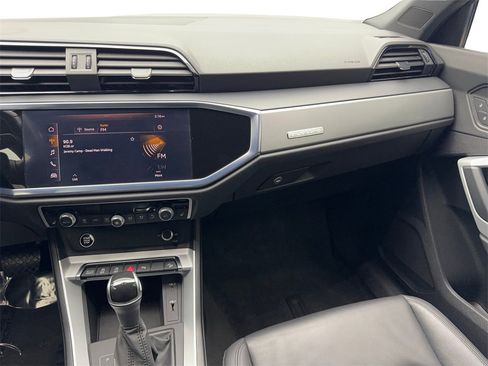 Used 2021 Audi Q3 2.0T Premium w/ Convenience Package image 55