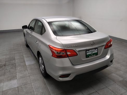 Used 2019 Nissan Sentra S FWD image 5