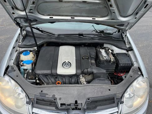 Used 2009 Volkswagen Jetta SE FWD image 27