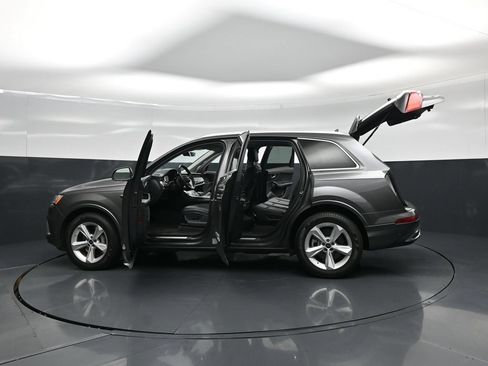 Used 2024 Audi Q7 2.0T Premium AWD/4WD image 33