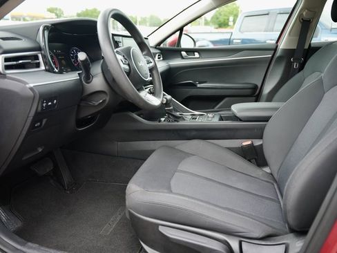 Used 2023 Kia K5 LXS image 12
