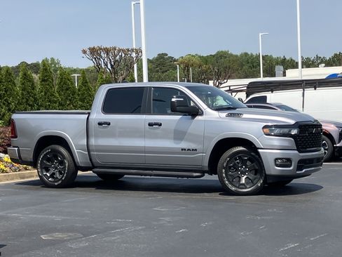 Used 2025 RAM 1500 Big Horn AWD/4WD image 3