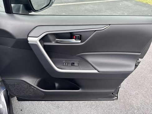 New 2025 Toyota RAV4 XLE w/ Convenience Package FWD image 40