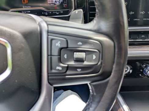 Used 2022 GMC Sierra 1500 SLT w/ SLT Convenience Package AWD/4WD image 24