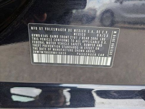 Used 2024 Volkswagen Jetta SE image 24