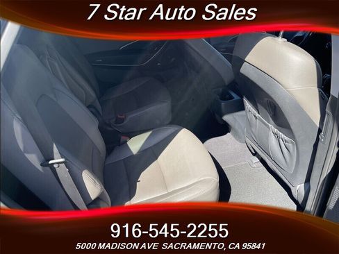 Used 2017 Hyundai Santa Fe Limited image 23