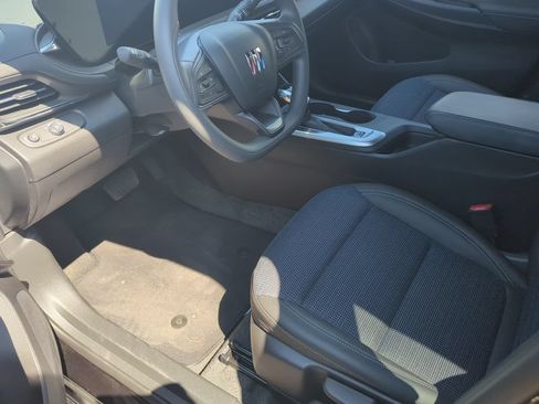 Used 2026 Buick Envista Preferred FWD image 9