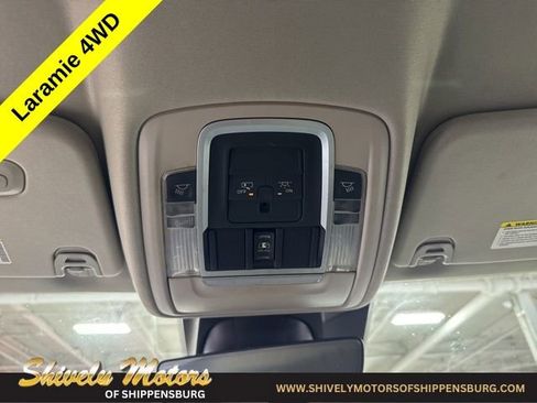 Used 2022 RAM 1500 Laramie AWD/4WD image 22