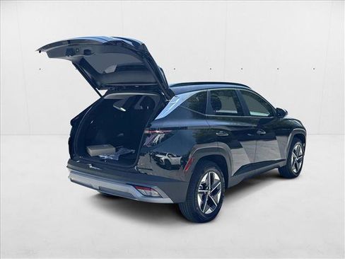 New 2025 Hyundai Tucson SEL image 2