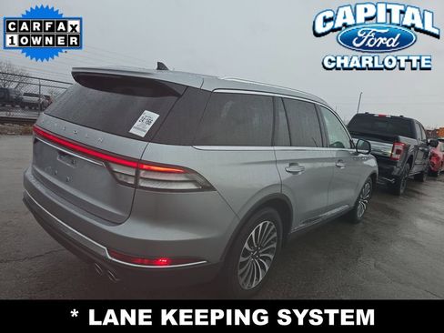 Used 2023 Lincoln Aviator Reserve image 4