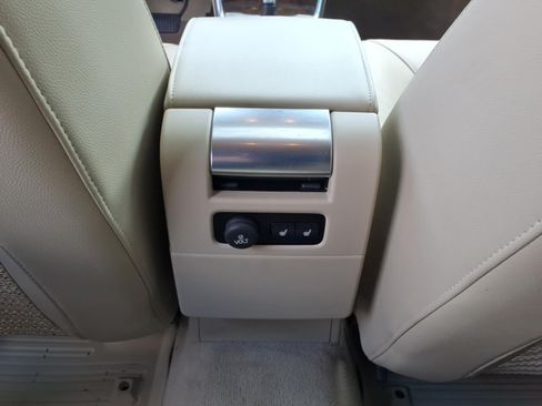 Used 2015 Volvo XC70 T5 Platinum w/ Climate Package FWD image 6