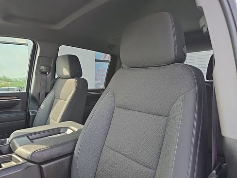 Used 2025 Chevrolet Silverado 2500 LT w/ Convenience Package AWD/4WD image 45