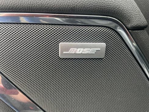 Used 2023 GMC Sierra 1500 SLT w/ SLT Premium Plus Package AWD/4WD image 10