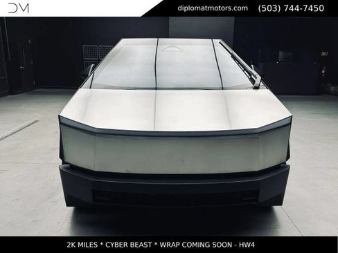 Used 2024 Tesla Cybertruck Cyberbeast AWD/4WD image 10