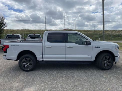 New 2025 Ford F150 Lightning Flash image 2