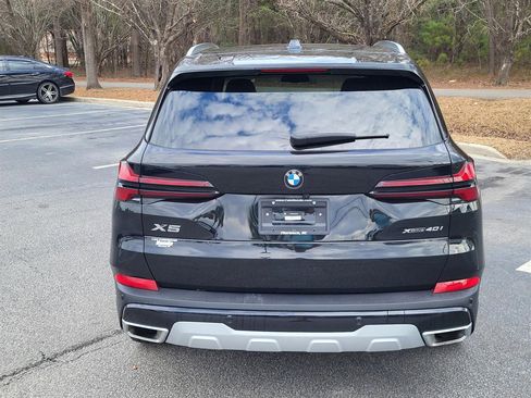 Used 2025 BMW X5 xDrive40i image 3