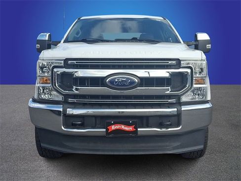 Used 2020 Ford F250 XLT image 2