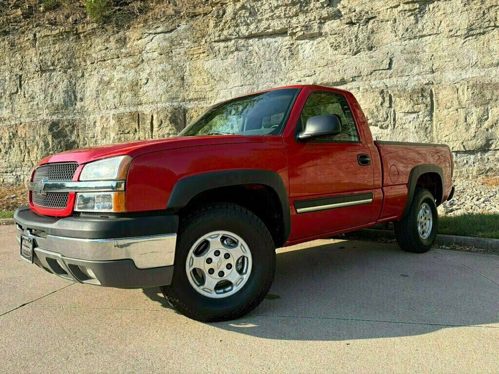 Used 2004 Chevrolet Silverado 1500 4x4 Regular Cab w/ Light Duty Power Package image 8