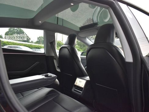 Used 2024 Tesla Model 3 Long Range AWD/4WD image 16