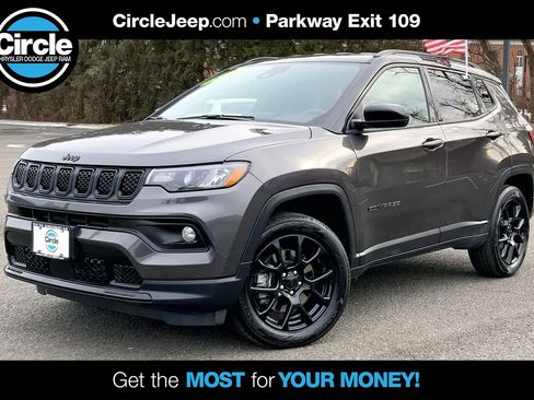 Certified 2023 Jeep Compass Altitude w/ Convenience Group image 1