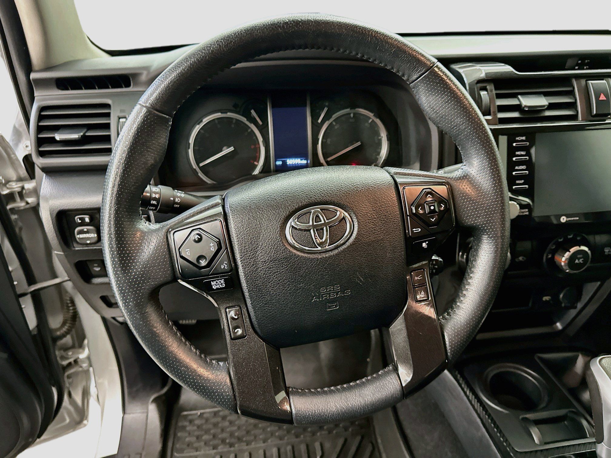 Used 2021 Toyota 4Runner TRD Off-Road Premium w/ Moonroof Package AWD/4WD image 18