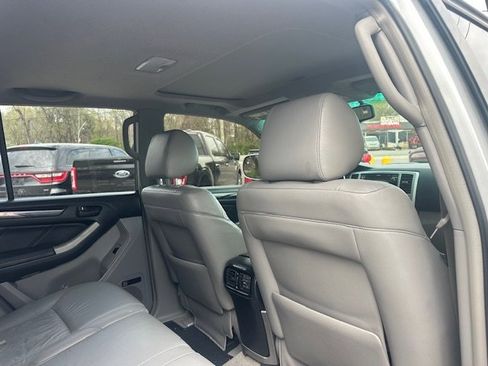 Used 2007 Toyota 4Runner Limited image 16