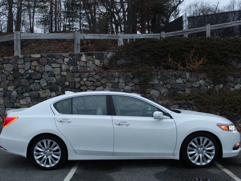 Used 2015 Acura RLX w/ Technology Package image 5