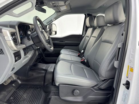 Used 2024 Ford F350 XL w/ Snow Plow Prep Package image 15