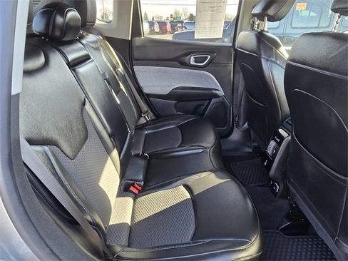 Used 2022 Jeep Compass Latitude w/ Convenience Group image 30