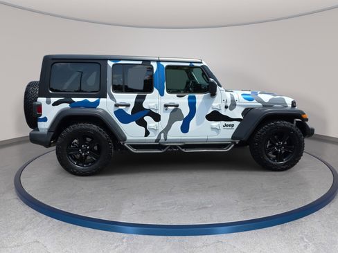 Used 2021 Jeep Wrangler Unlimited Sport AWD/4WD image 4