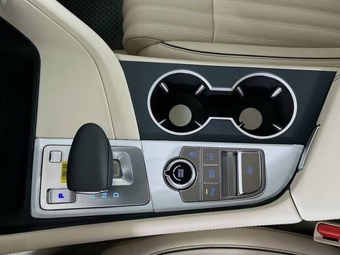 Certified 2026 Genesis G70 2.5T Prestige RWD image 15
