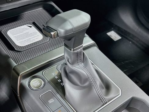 New 2027 Kia Seltos S FWD image 16