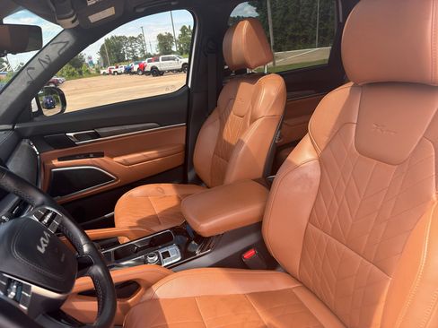 Used 2024 Kia Telluride SX Prestige X-Pro AWD/4WD image 12