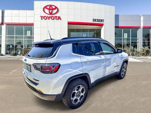 Used 2022 Jeep Compass Trailhawk w/ Trailhawk Elite Group AWD/4WD image 6