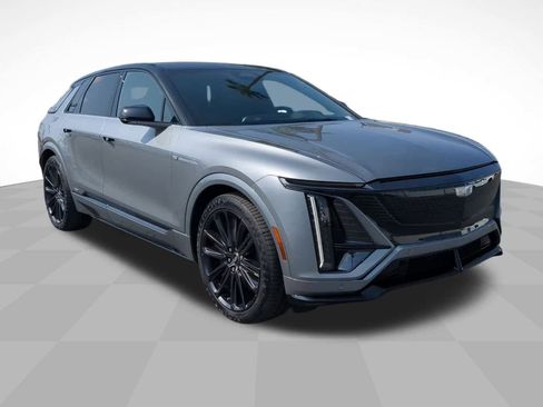 New 2026 Cadillac Lyriq V image 3