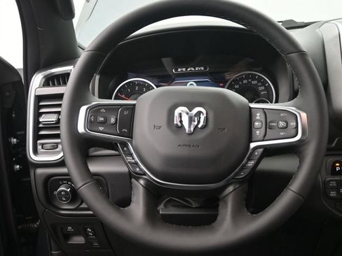 New 2026 RAM 1500 4x4 Crew Cab image 27