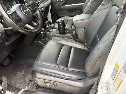 Used 2024 Jeep Wrangler Unlimited Rubicon 392 AWD/4WD image 6