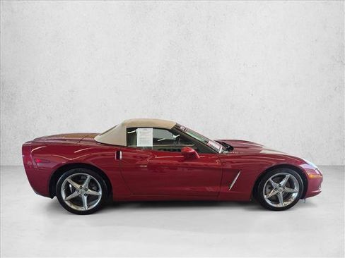 Used 2011 Chevrolet Corvette Convertible w/ Preferred Equipment Group RWD image 4
