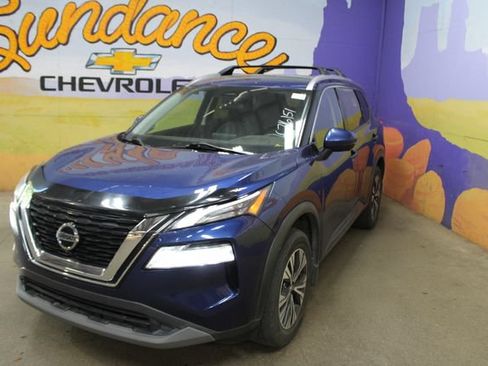 Used 2021 Nissan Rogue SV AWD/4WD image 4