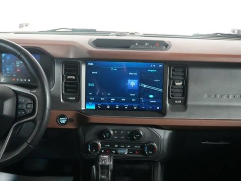 Certified 2024 Ford Bronco Outer Banks AWD/4WD image 28