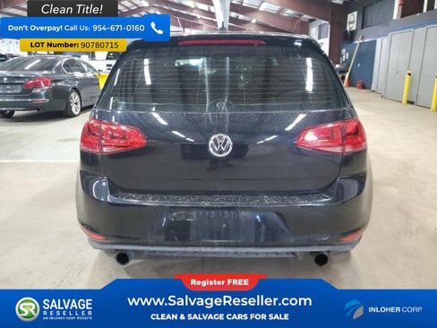 Used 2015 Volkswagen Golf 4-Door image 8