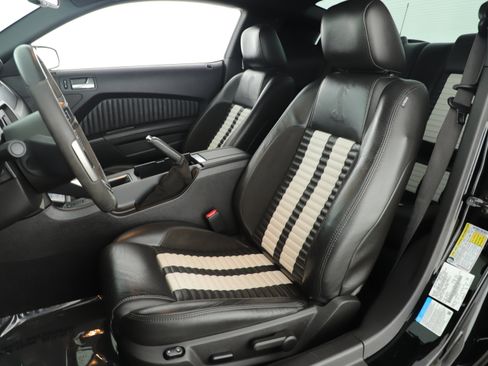 Used 2010 Ford Mustang Shelby GT500 image 11