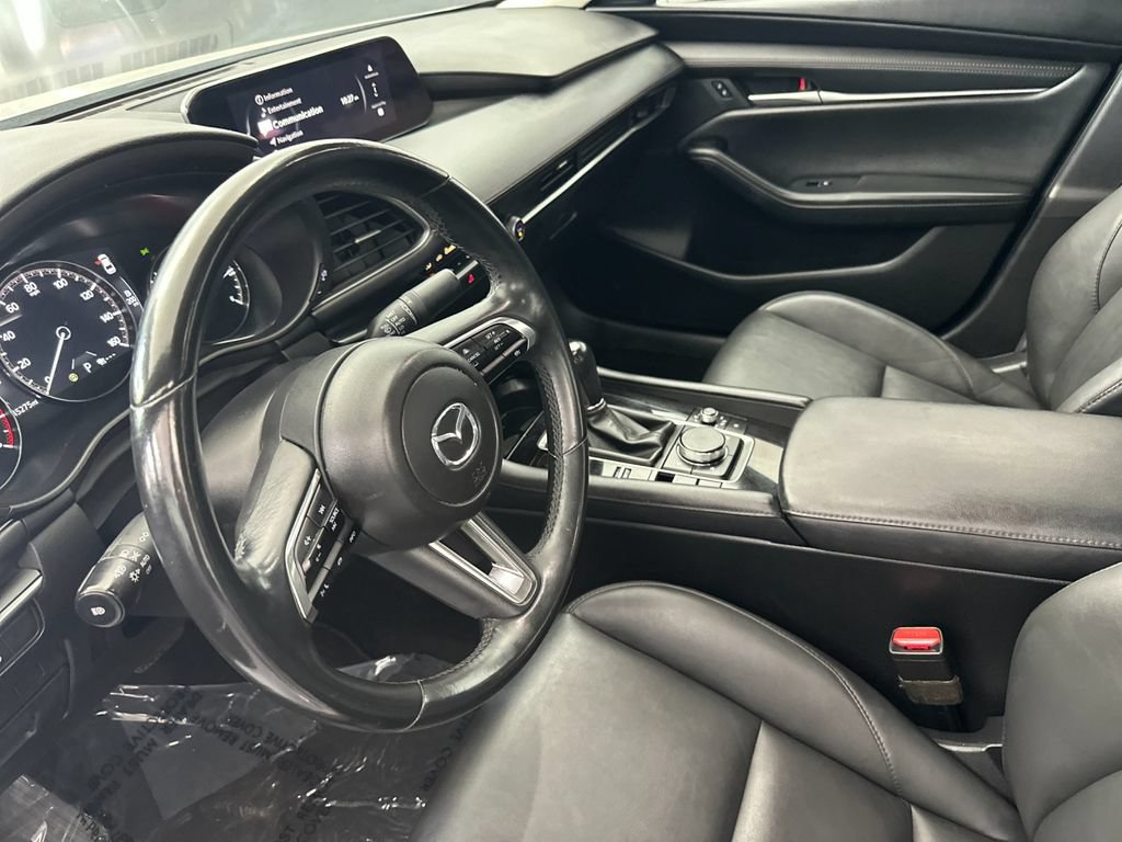 Used 2024 MAZDA MAZDA3 s FWD image 9