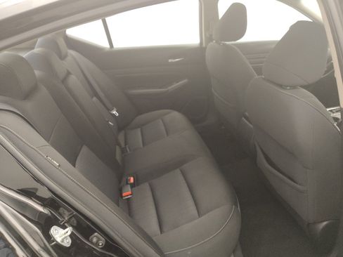 Used 2020 Nissan Altima 2.5 S FWD image 19