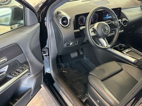 Certified 2025 Mercedes-Benz GLA 250 image 10