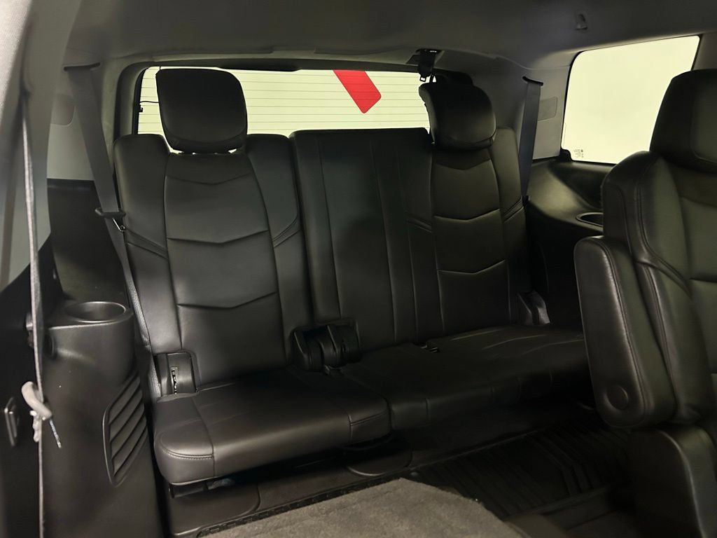 Used 2019 Cadillac Escalade Premium Luxury RWD image 12