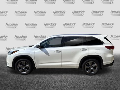 Used 2019 Toyota Highlander Limited Platinum AWD/4WD image 7