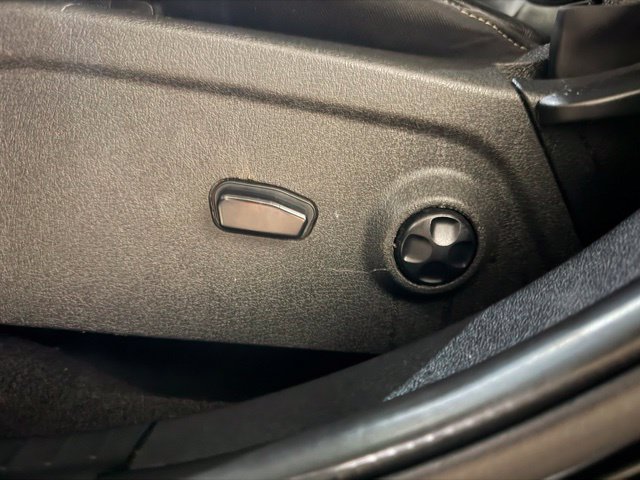 Used 2019 Dodge Journey Crossroad AWD/4WD image 16