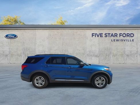 Used 2020 Ford Explorer XLT w/ Equipment Group 202A RWD image 9